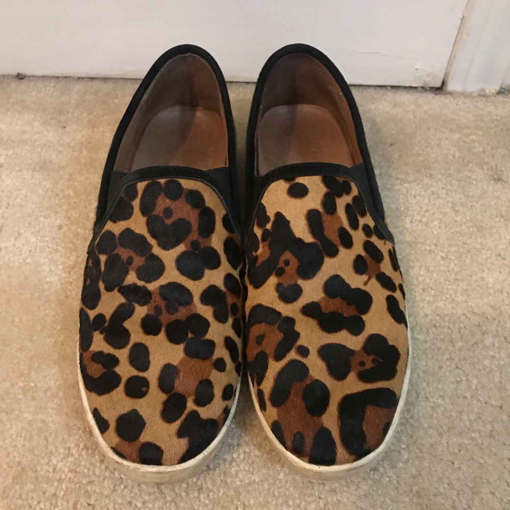 Joie Cheetah Slide on shoes